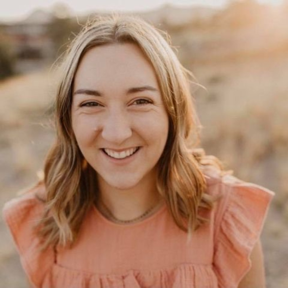Meet your Posher, Isabel